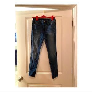 American Eagle Medium Wash “Dream Jean”